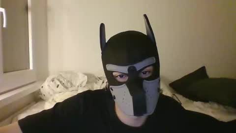 yikesito online show from October 18, 2025, 9:59 pm