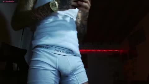 yio cohen  online show from October 22, 2025, 4:46 am