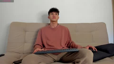 yizus_bonz online show from April 15, 2026, 7:21 pm