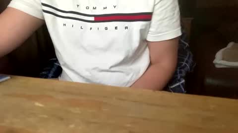 ynnadynnad online show from November 1, 2025, 1:02 pm