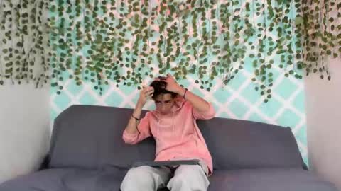yoel_allan_hot88 online show from October 16, 2025, 7:37 pm