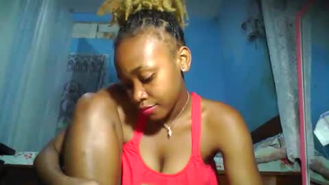 Snapshot of yolandrina90 chatting on October 7, 2025, 6:16 pm yolandrina90 online show from October 7, 2025, 6:16 pm