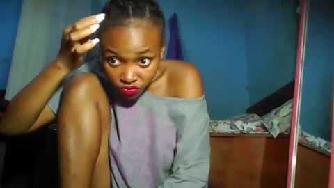 Snapshot of yolandrina90 chatting on October 16, 2025, 6:53 pm yolandrina90 online show from October 16, 2025, 6:53 pm