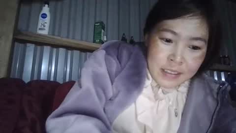 Snapshot of yongmi_ chatting on November 26, 2025, 1:01 pm yongmi_ online show from November 26, 2025, 1:01 pm