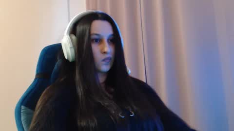 Sophie online show from March 20, 2026, 3:17 pm