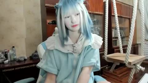 Yoonhee Kiss online show from September 28, 2025, 7:19 pm