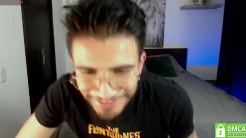 yoshy_man online show from February 24, 2025, 3:23 am