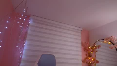 Snapshot of yosoykore_ chatting on May 23, 2026, 1:55 am Kore online show from May 23, 2026, 1:55 am