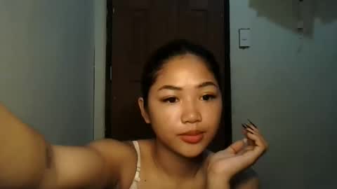 Snapshot of yosufloversweet chatting on May 4, 2026, 4:19 am fin online show from May 4, 2026, 4:19 am