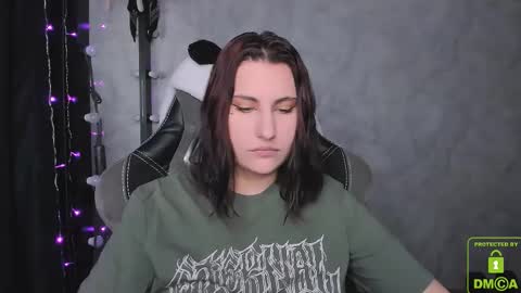 Snapshot of you_lika chatting on January 19, 2026, 1:26 pm Lika online show from January 19, 2026, 1:26 pm