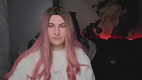 Snapshot of you_lika chatting on March 10, 2026, 4:12 pm Lika online show from March 10, 2026, 4:12 pm