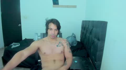 Snapshot of youonlyliveoncesc chatting on July 20, 2026, 4:05 am youonlyliveoncesc online show from July 20, 2026, 4:05 am