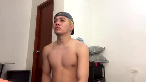 Cyrus online show from April 24, 2026, 8:00 pm