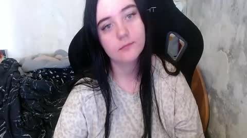 your_8a8y online show from May 19, 2026, 8:53 am