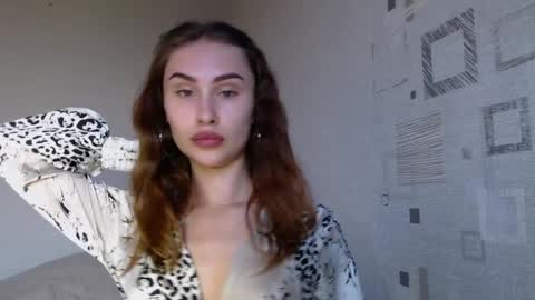 Amelia online show from April 1, 2026, 1:41 pm