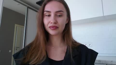 Amelia online show from April 16, 2026, 11:33 am