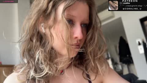 your_coraline_ online show from January 17, 2025, 7:41 am