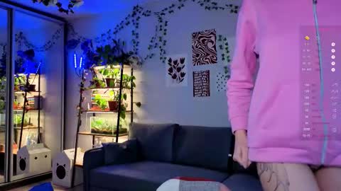 your_corvus online show from November 14, 2025, 12:04 pm