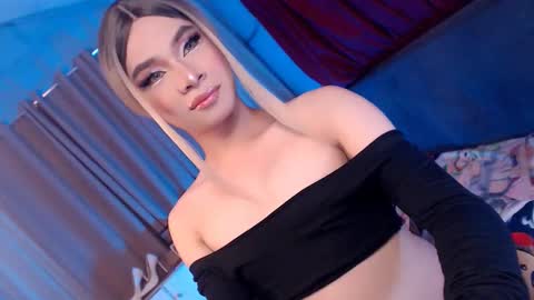 CALL ME DIMPLE STAR xx  online show from September 14, 2025, 6:18 pm