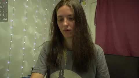 Snapshot of your_little_flexible_girl chatting on July 5, 2026, 9:00 pm Meri online show from July 5, 2026, 9:00 pm