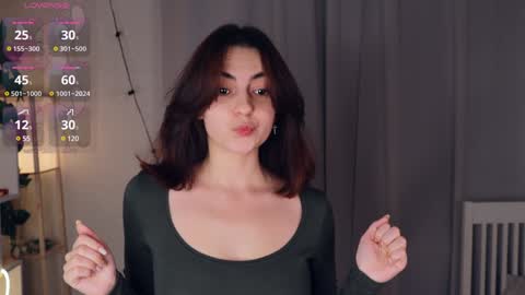 Luna online show from January 7, 2025, 10:22 am