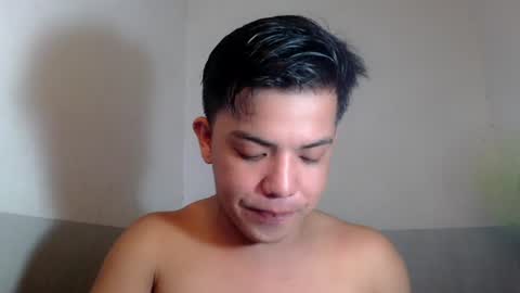yourasian_bradley online show from June 30, 2026, 4:02 am