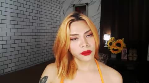 Snapshot of yourasianbigcock chatting on October 4, 2025, 1:25 am LEXI online show from October 4, 2025, 1:25 am