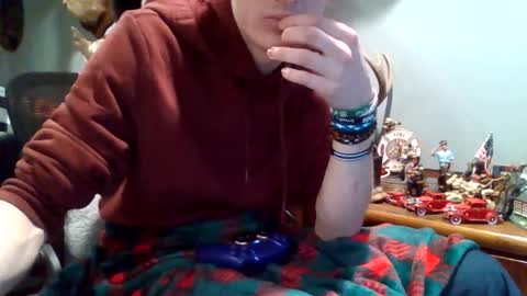 yourbitch1762 online show from March 5, 2026, 9:33 pm