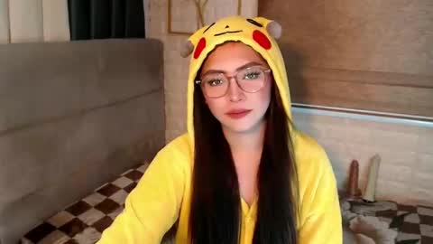 JEN  online show from January 7, 2025, 6:48 am