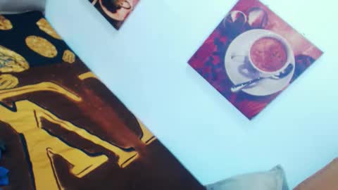 yourdream_gurl online show from February 9, 2025, 8:13 pm