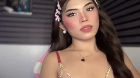 Snapshot of yourehot_pretty chatting on May 7, 2026, 6:46 pm Do read my bio online show from May 7, 2026, 6:46 pm