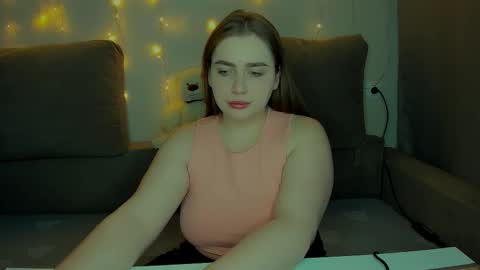 yourgem__ online show from March 20, 2026, 2:33 pm