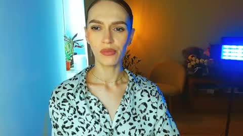 Snapshot of yourladysunshine chatting on March 17, 2026, 7:44 am Ksyusha online show from March 17, 2026, 7:44 am