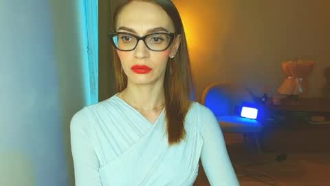 Snapshot of yourladysunshine chatting on April 8, 2026, 7:52 am Ksyusha online show from April 8, 2026, 7:52 am