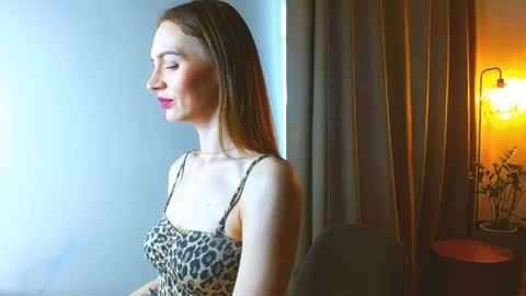 Snapshot of yourladysunshine chatting on April 10, 2026, 7:24 am Ksyusha online show from April 10, 2026, 7:24 am