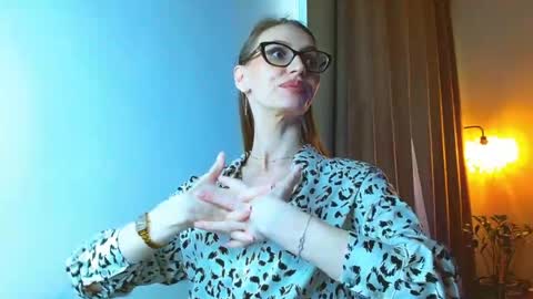 Snapshot of yourladysunshine chatting on April 23, 2026, 12:29 pm Ksyusha online show from April 23, 2026, 12:29 pm