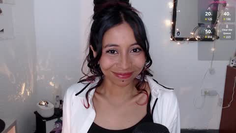 Snapshot of yourlittle_cherry chatting on January 12, 2025, 9:51 pm Cherry online show from January 12, 2025, 9:51 pm