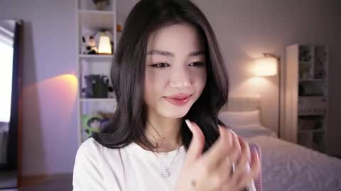 Snapshot of yourlittlesunrise_ chatting on May 15, 2026, 5:25 am yourlittlesunrise_ online show from May 15, 2026, 5:25 am