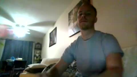 yourlove8523 online show from November 19, 2025, 7:19 am