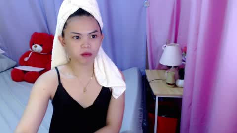 your lovely Dina online show from July 21, 2026, 1:52 am