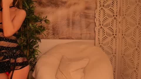 Sarah online show from January 15, 2025, 10:13 pm