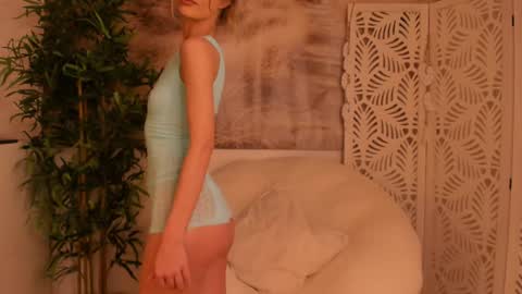 Sarah online show from January 28, 2025, 8:26 pm