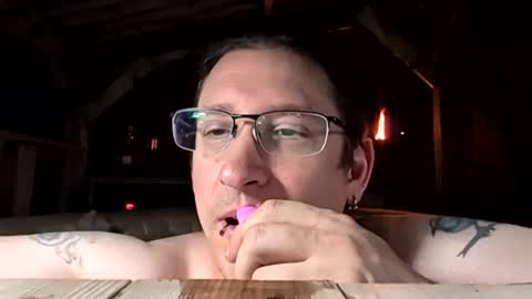 Snapshot of yournotmysupervisor chatting on September 24, 2025, 4:27 am YourNotMySupervisor online show from September 24, 2025, 4:27 am