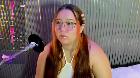 CHLOE online show from January 9, 2026, 12:08 pm