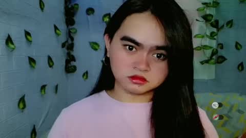 yourprincessthea online show from February 24, 2025, 5:33 am