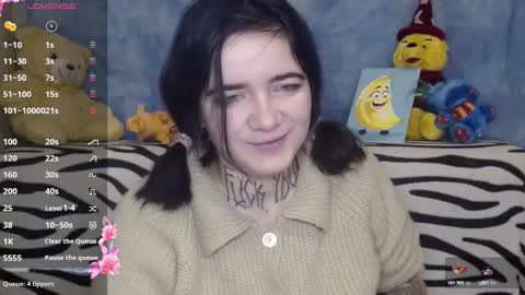 Snapshot of yours_good_mood chatting on December 6, 2024, 1:44 pm Im - DANI .insta - hardblade1 online show from December 6, 2024, 1:44 pm