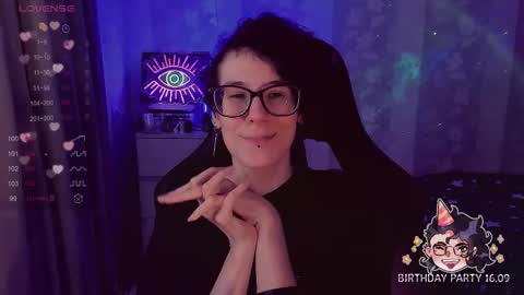 Snapshot of yourscosmic chatting on September 16, 2025, 12:00 am Yours Cosmic online show from September 16, 2025, 12:00 am