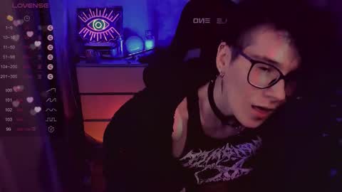 Snapshot of yourscosmic chatting on October 10, 2025, 12:53 am Yours Cosmic online show from October 10, 2025, 12:53 am