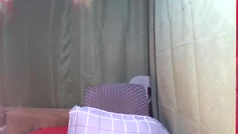im MAY online show from December 16, 2024, 1:53 am