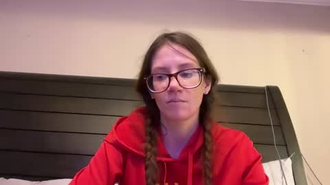 yourstrulylivy online show from December 16, 2024, 12:37 am